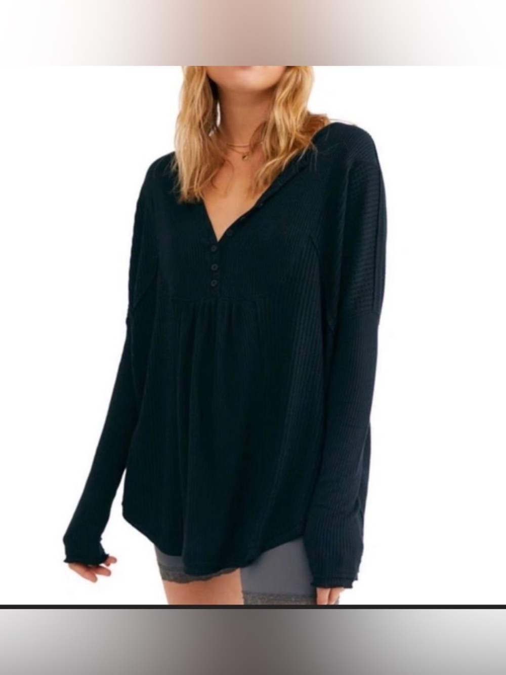 Free People Shirt Women's Med. Black Thermal Leo Henley Tee Waffle Knit OB971116